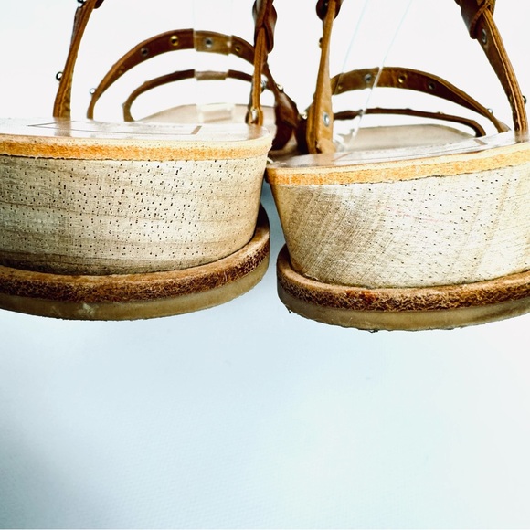 Dolce Vita Rozie Studded Ankle Strap Slip On Sandal Cognac Size 8 - Picture 13 of 15